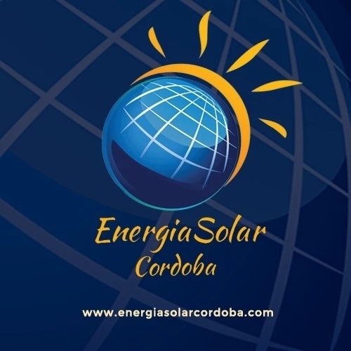 Equipo de Energia Solar Córdoba instalando paneles solares
